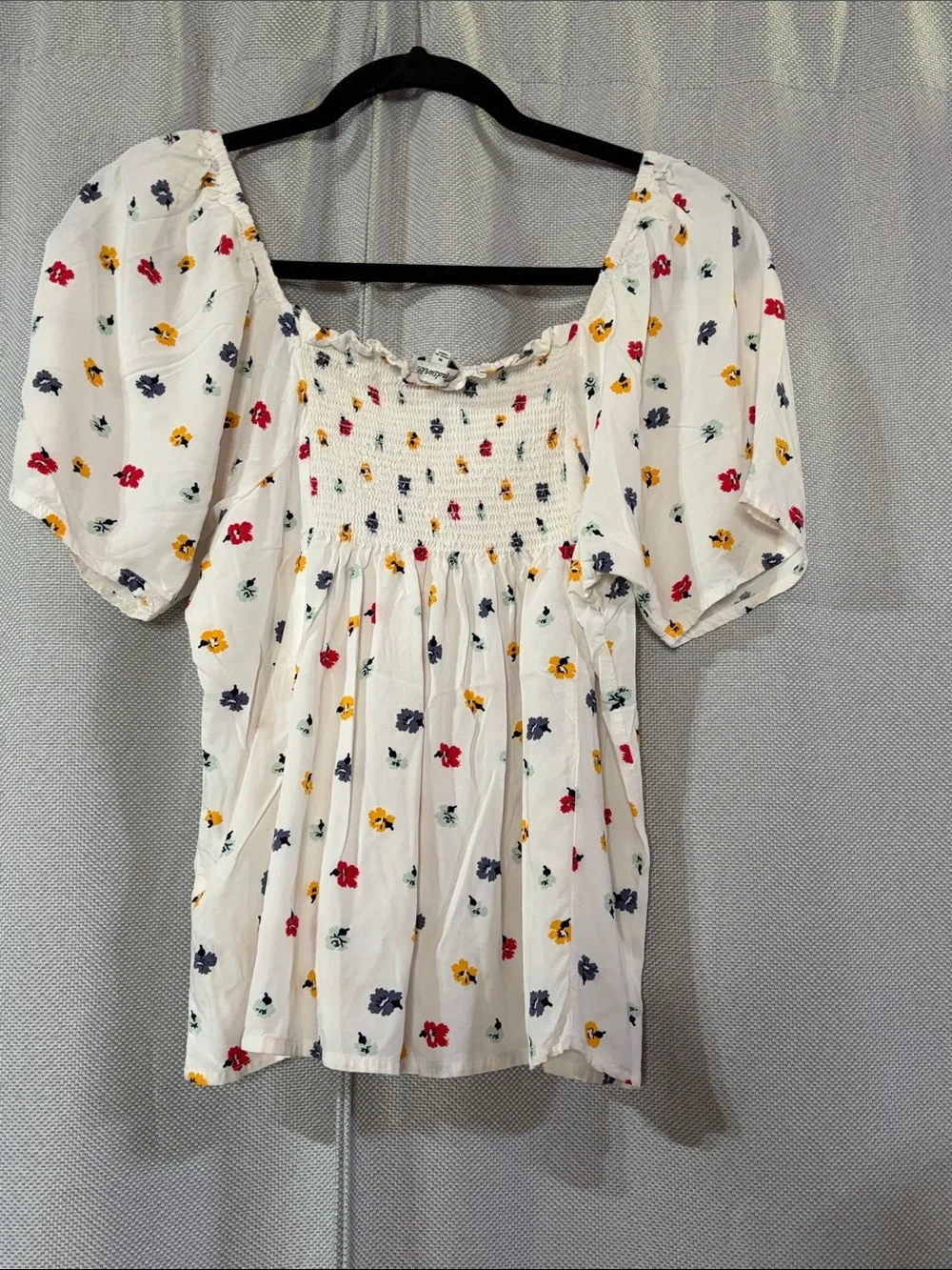 Madewell White Floral Button-Front Puff Sleeve Smocked Top